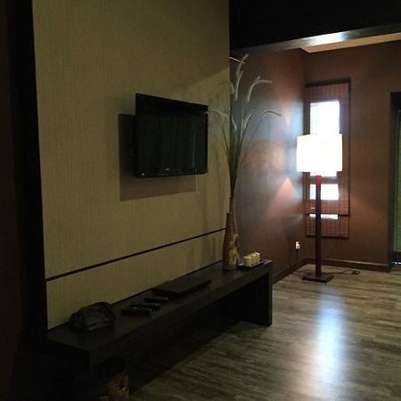 Miracle Suite Ipoh Habitación foto